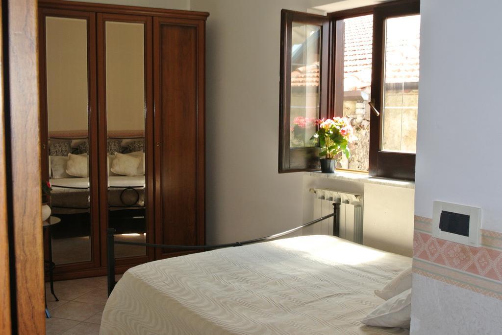 B&B Casa Antonia Trentinara Eksteriør billede