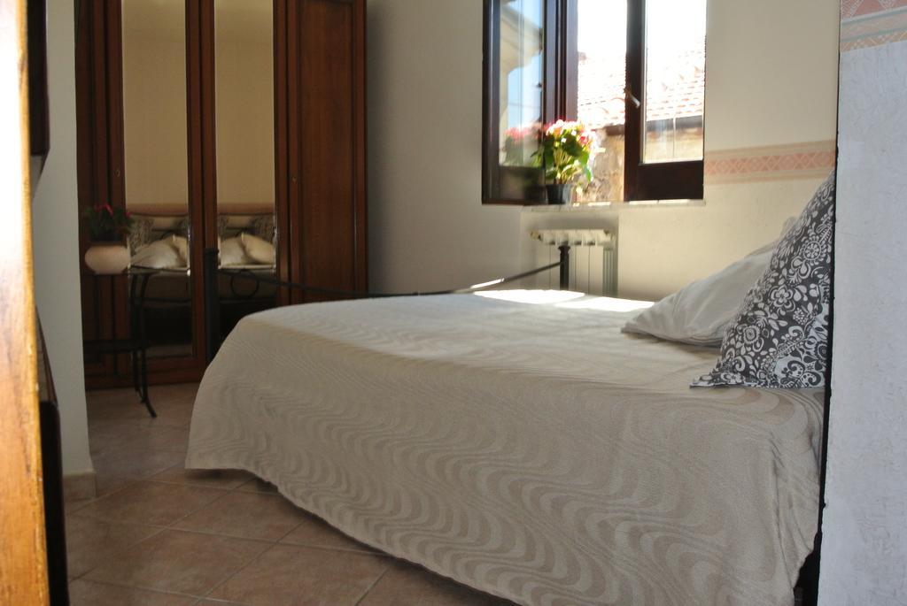B&B Casa Antonia Trentinara Eksteriør billede